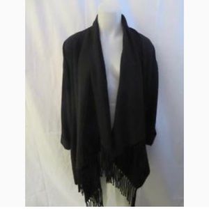 Price reduced! 🎈 Dolly fringe black blazer